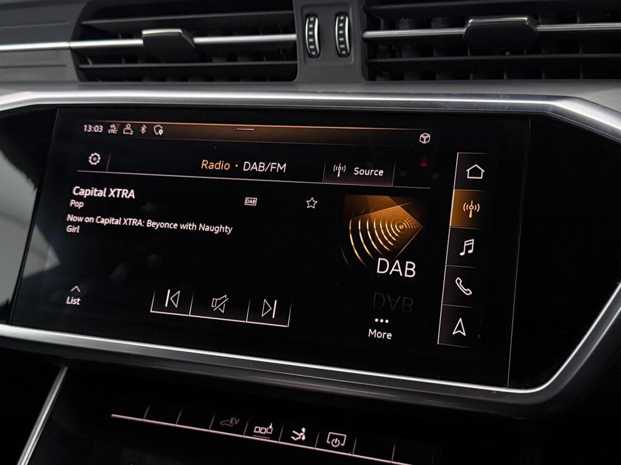 Audi A7 thumbnail Infotainment System