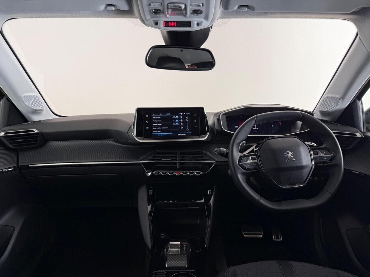 Peugeot 208 thumbnail Interior Front