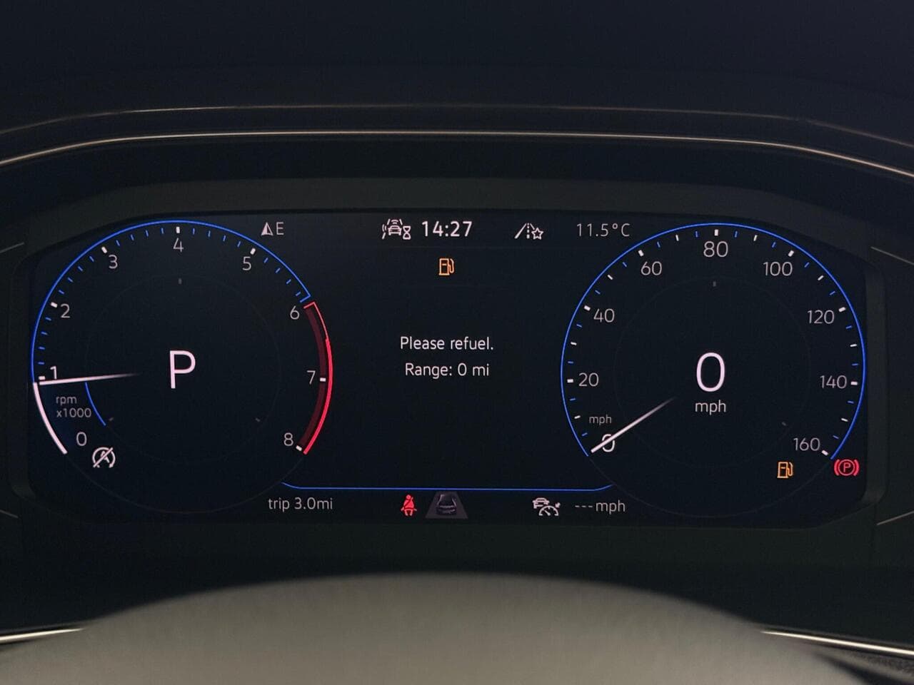 Volkswagen T-Roc thumbnail Driver Instruments