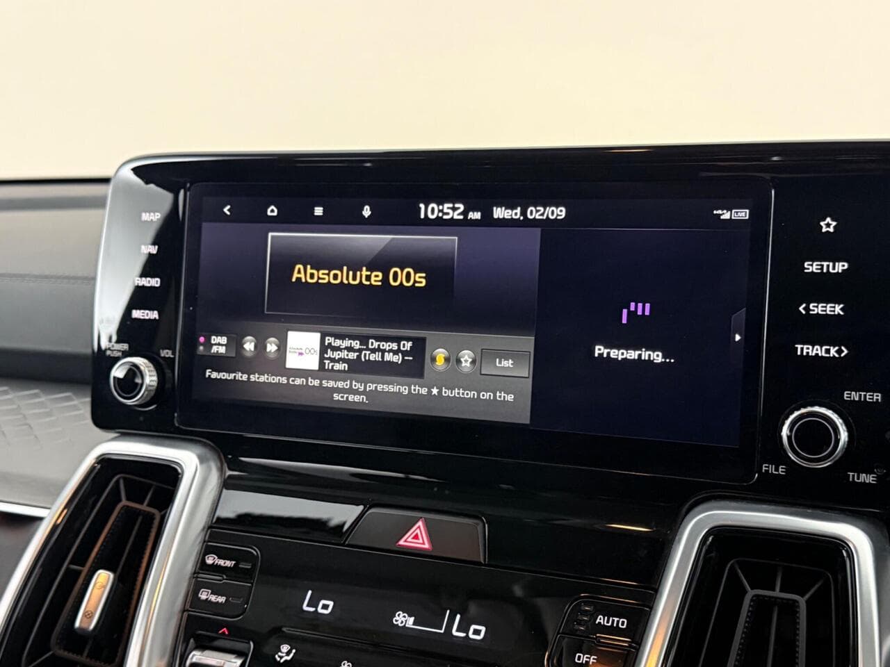 Kia Sorento thumbnail Infotainment System