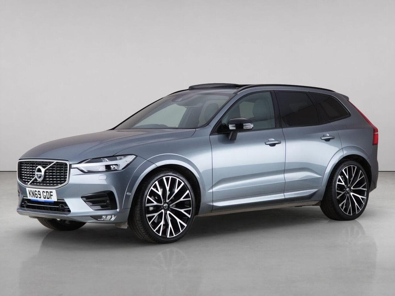 Volvo XC60 thumbnail Front Left