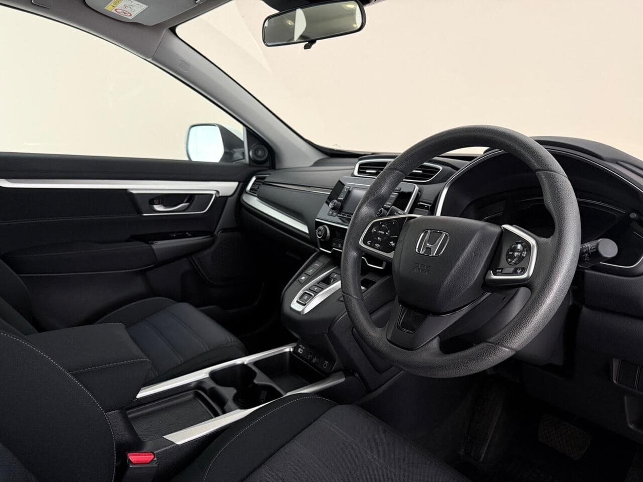 Honda CR-V thumbnail Interior Front