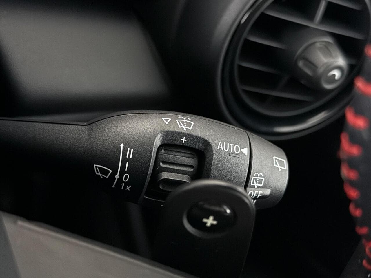 MINI Hatch thumbnail Misc Controls