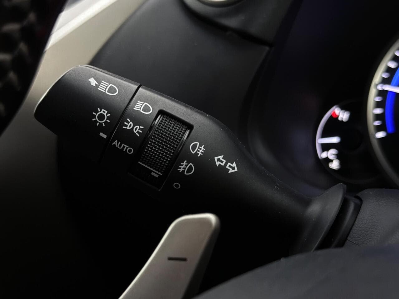 Lexus NX thumbnail Misc Controls
