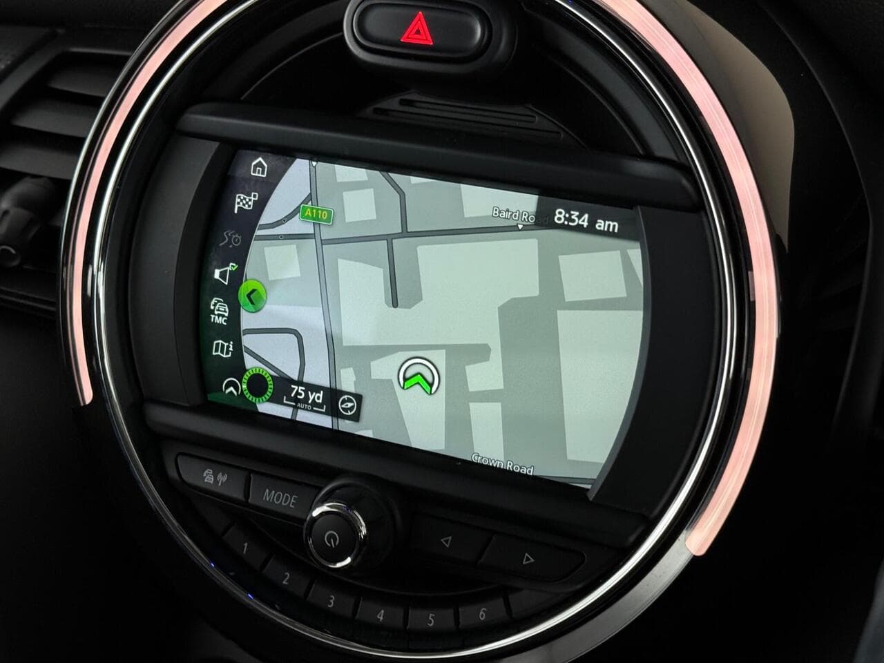 MINI Hatch thumbnail Infotainment System