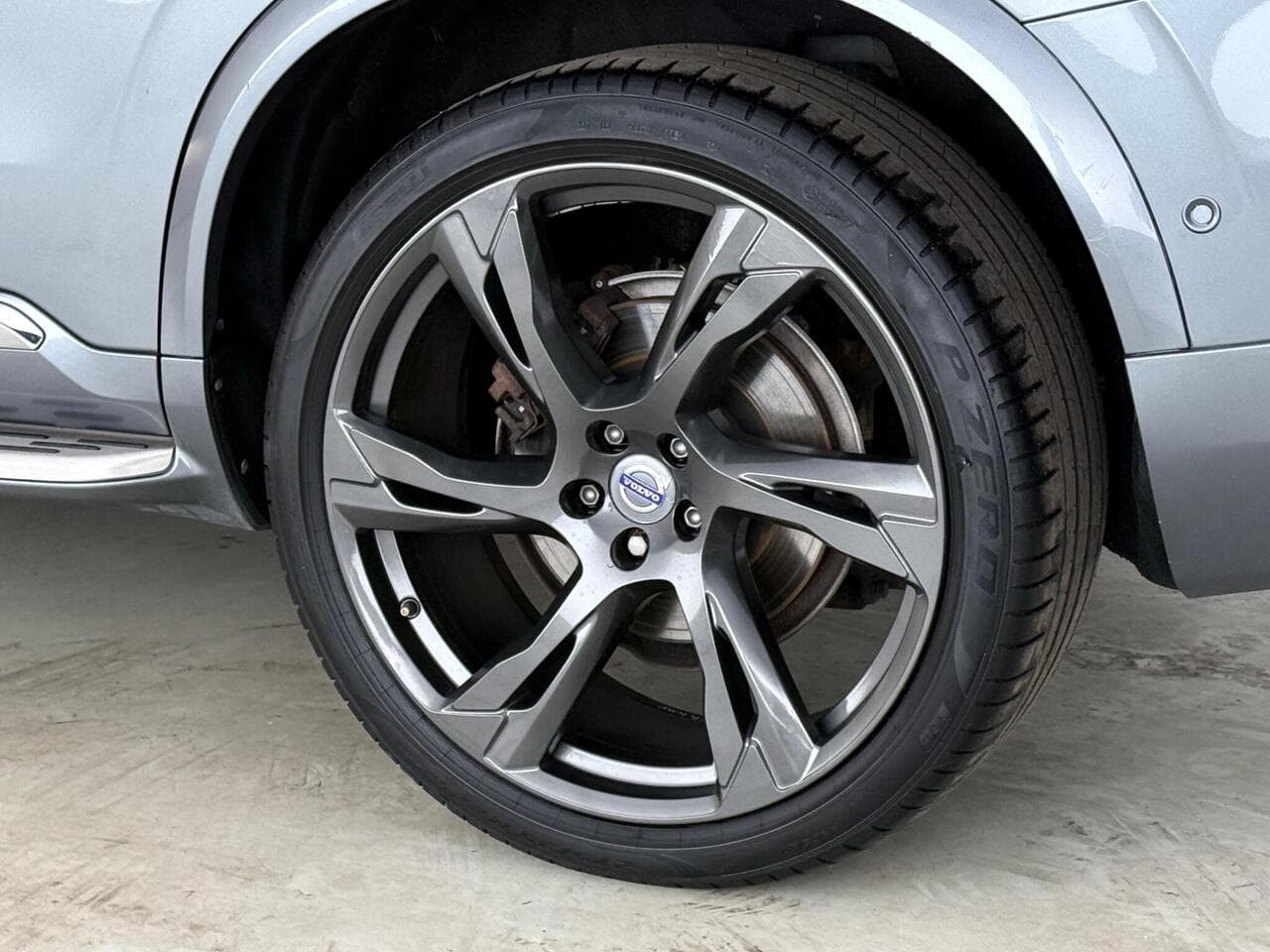 Volvo XC90 thumbnail Wheel