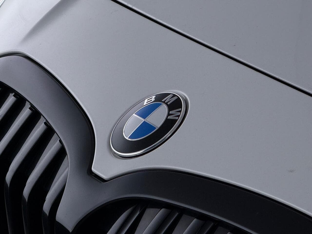 BMW 1 Series thumbnail Badge Exterior