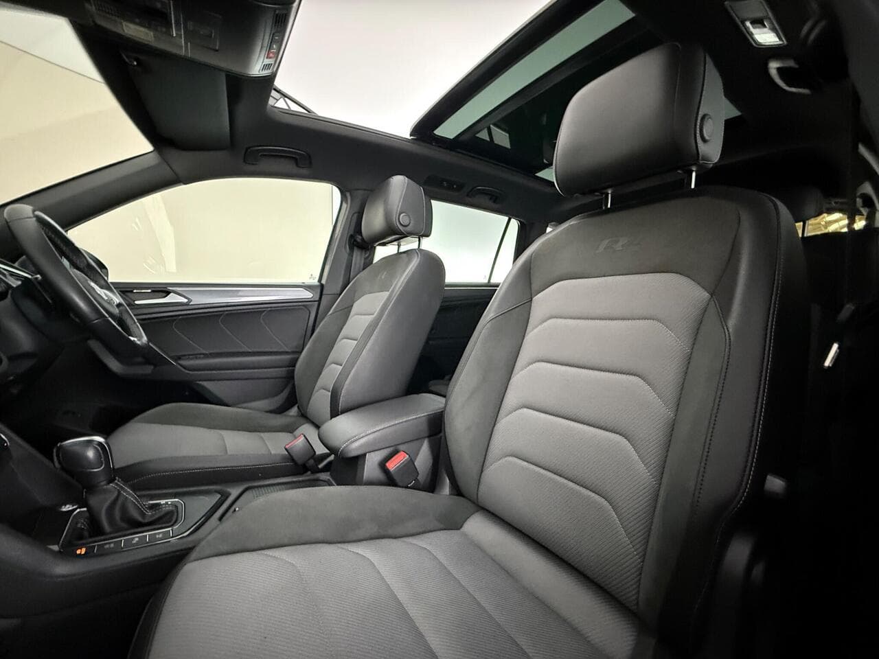 Volkswagen Tiguan Allspace thumbnail Seat Front Passenger