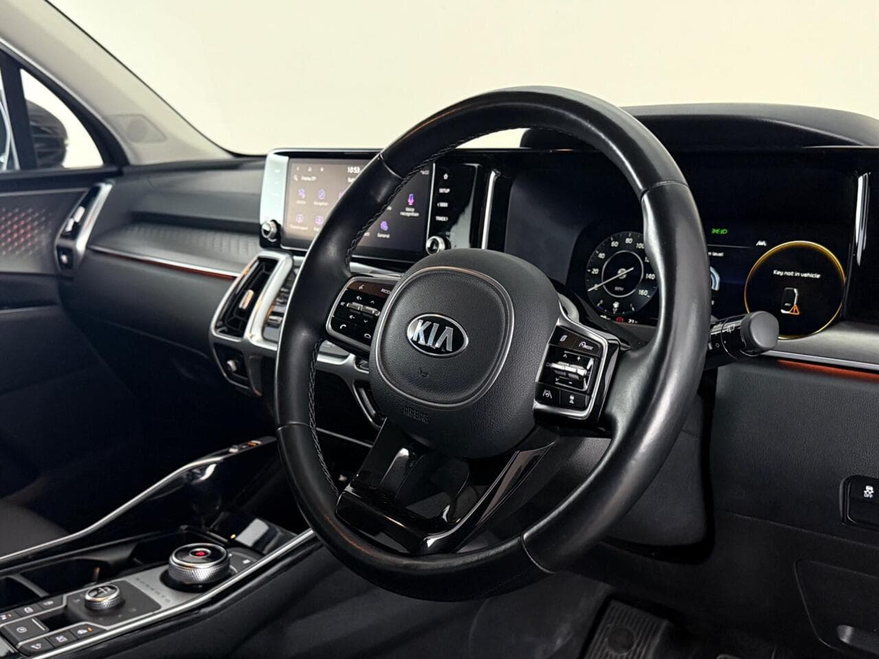 Kia Sorento thumbnail Steering Wheel