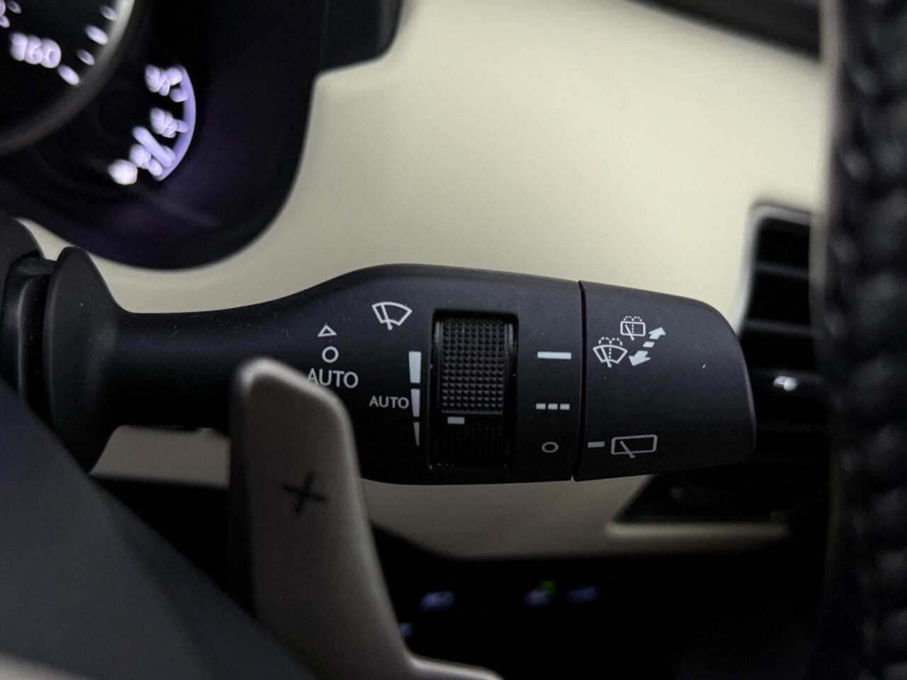 Lexus NX thumbnail Misc Controls