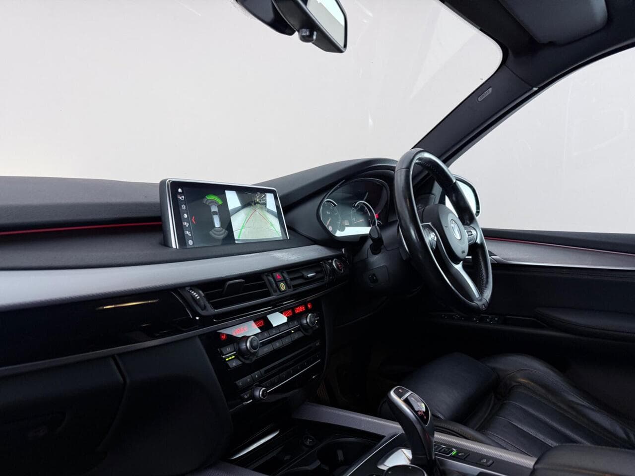 BMW X5 thumbnail Interior Front