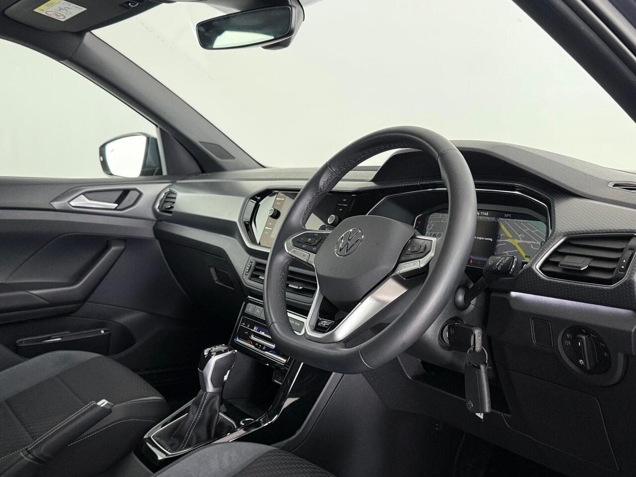 Volkswagen T-Cross thumbnail Interior Front