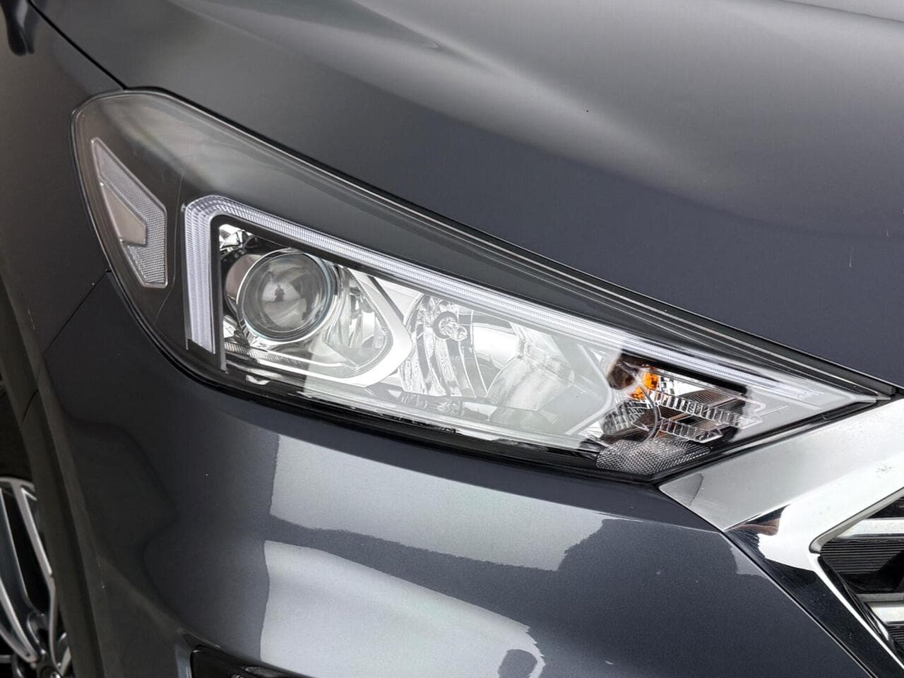 Hyundai TUCSON thumbnail Lights Front