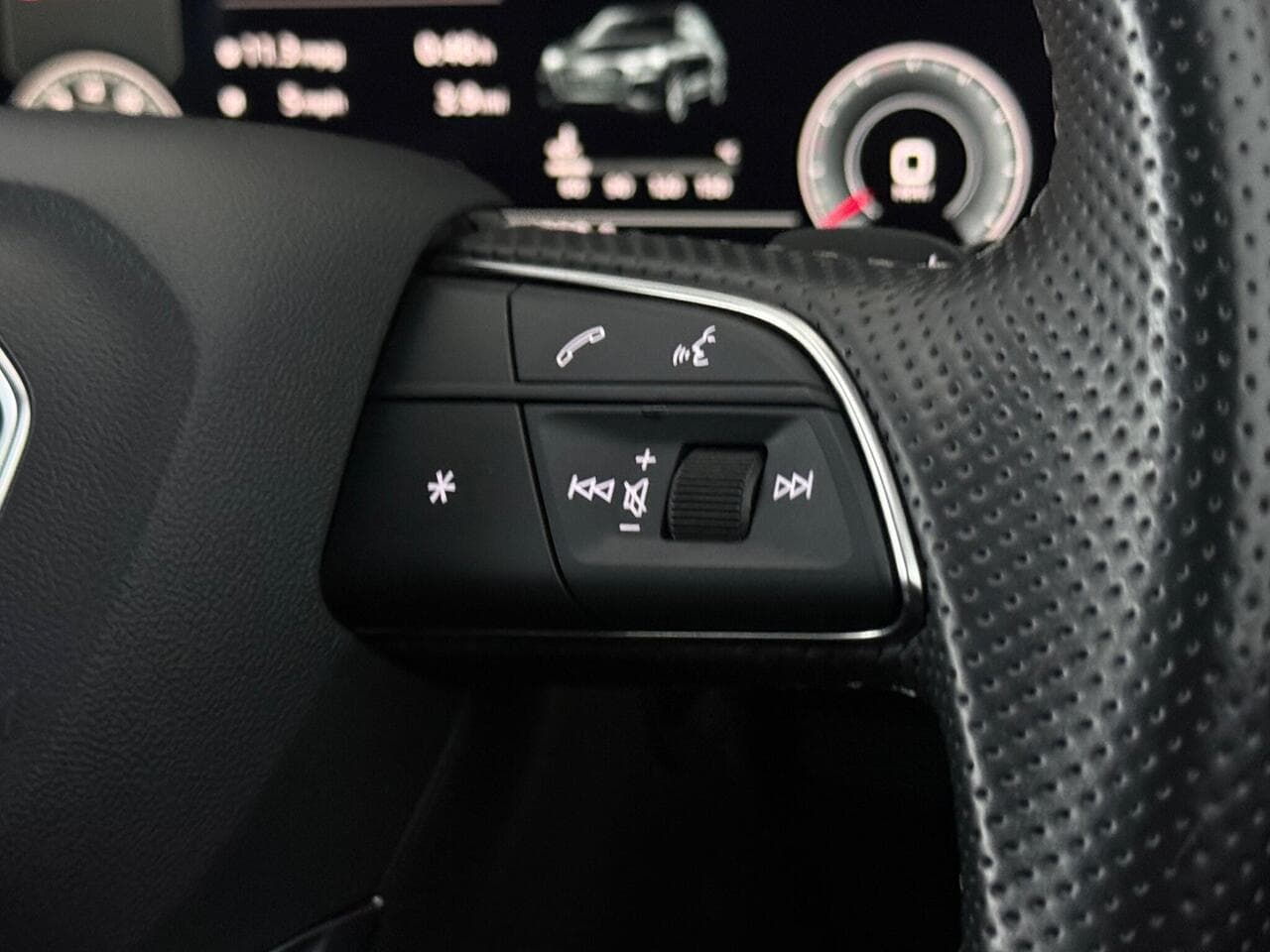 Audi Q5 thumbnail Misc Controls