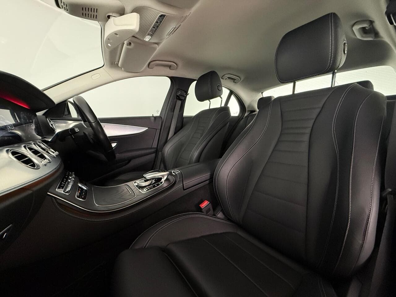 Mercedes-Benz E Class thumbnail Seat Front Passenger