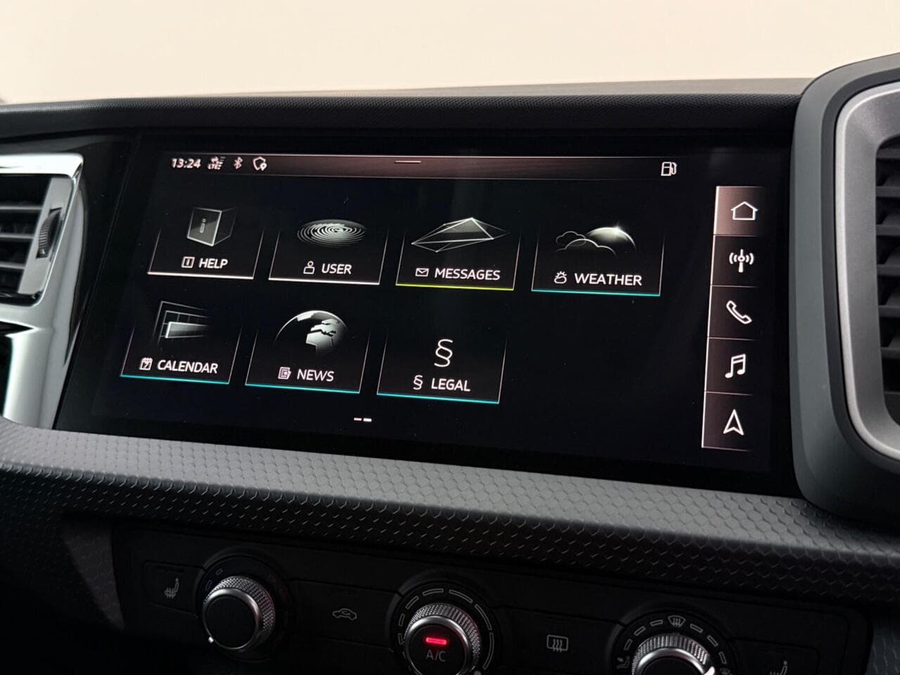 Audi A1 thumbnail Infotainment System