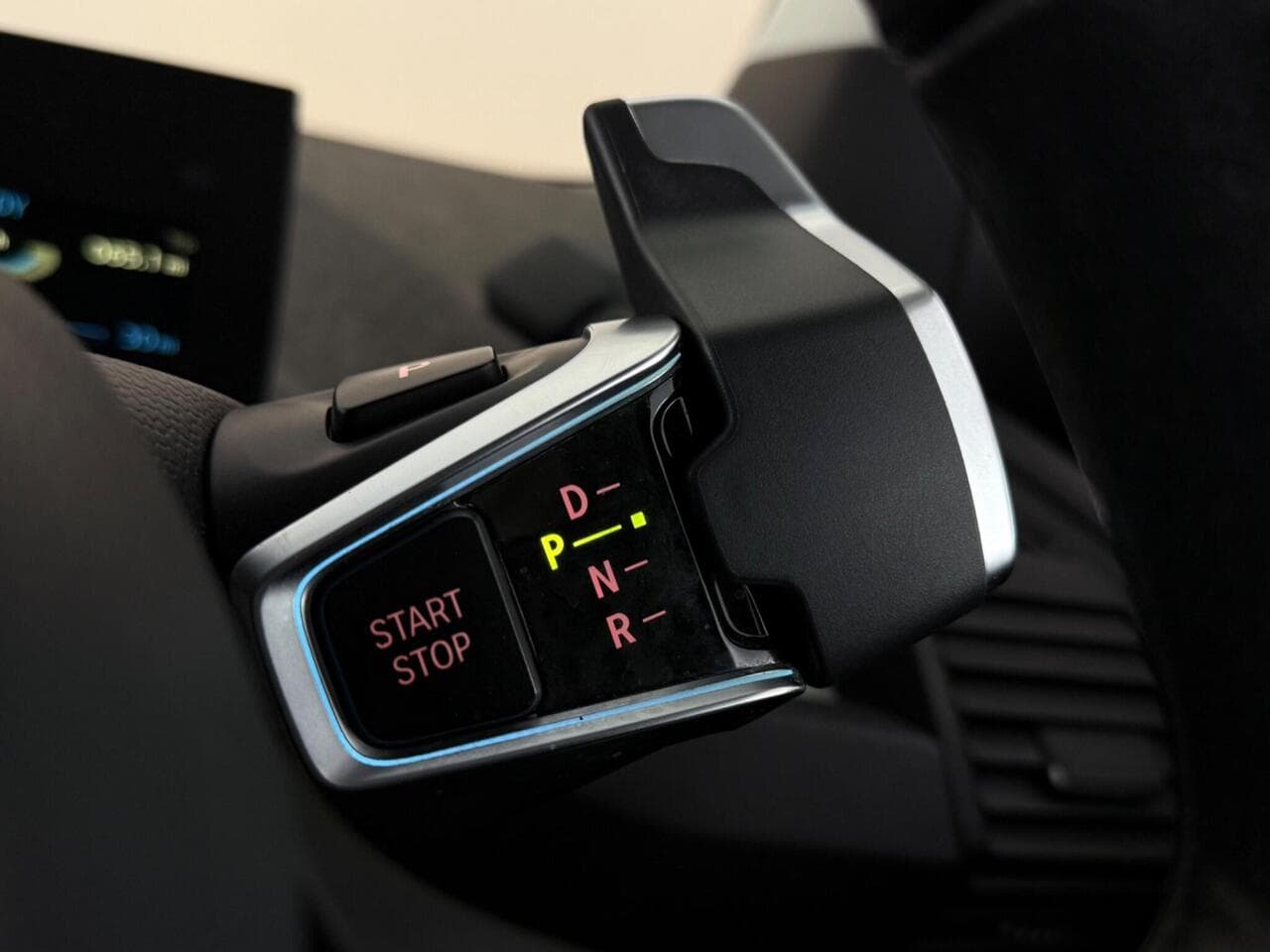 BMW i3 thumbnail Misc Controls