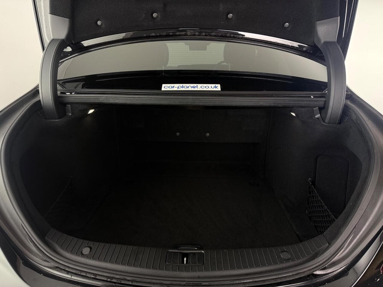 Mercedes-Benz S Class thumbnail Boot