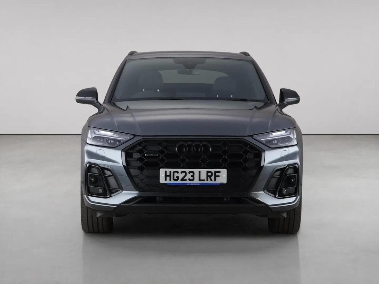 Audi Q5 thumbnail Front
