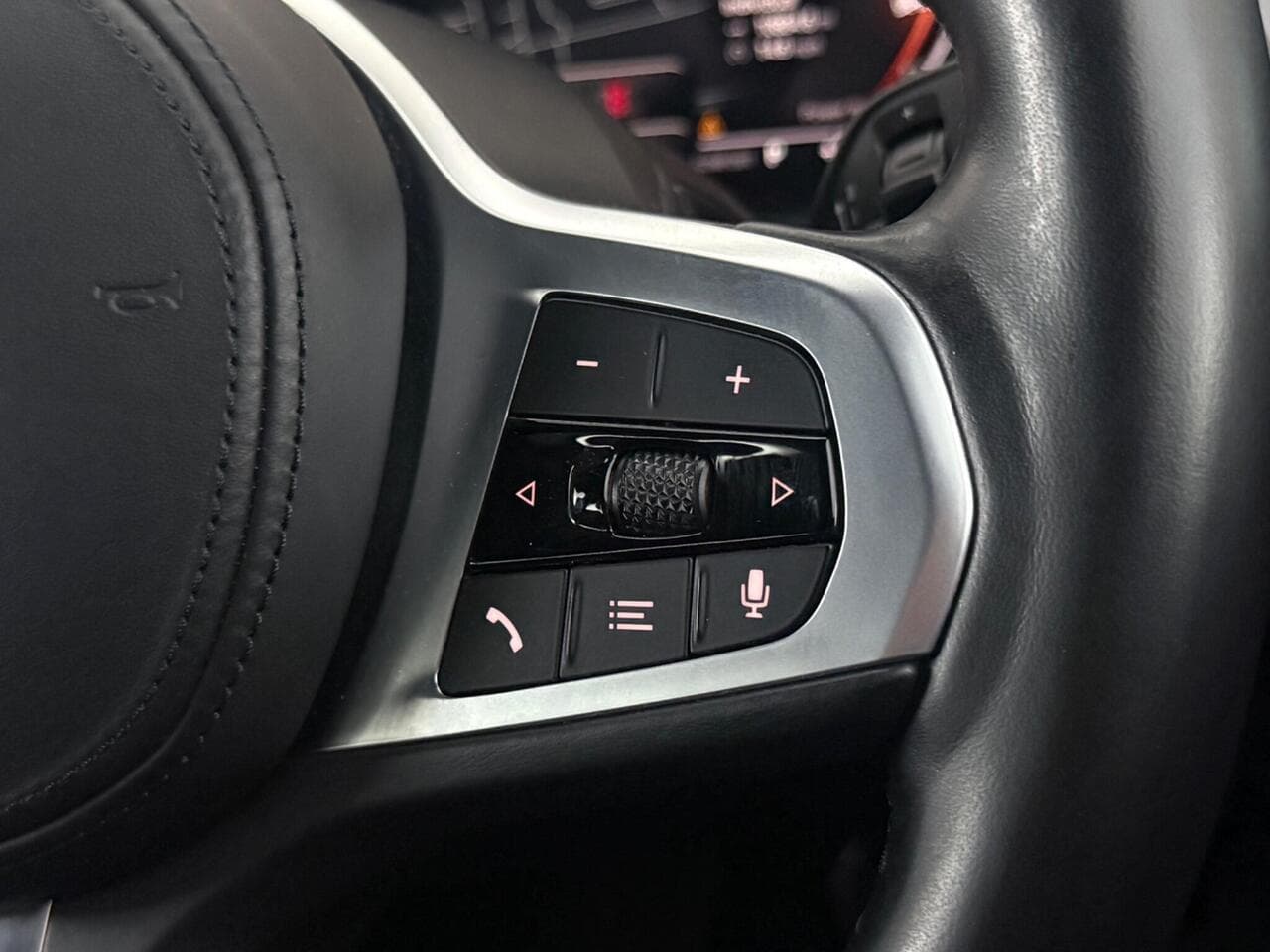 BMW 1 Series thumbnail Misc Controls