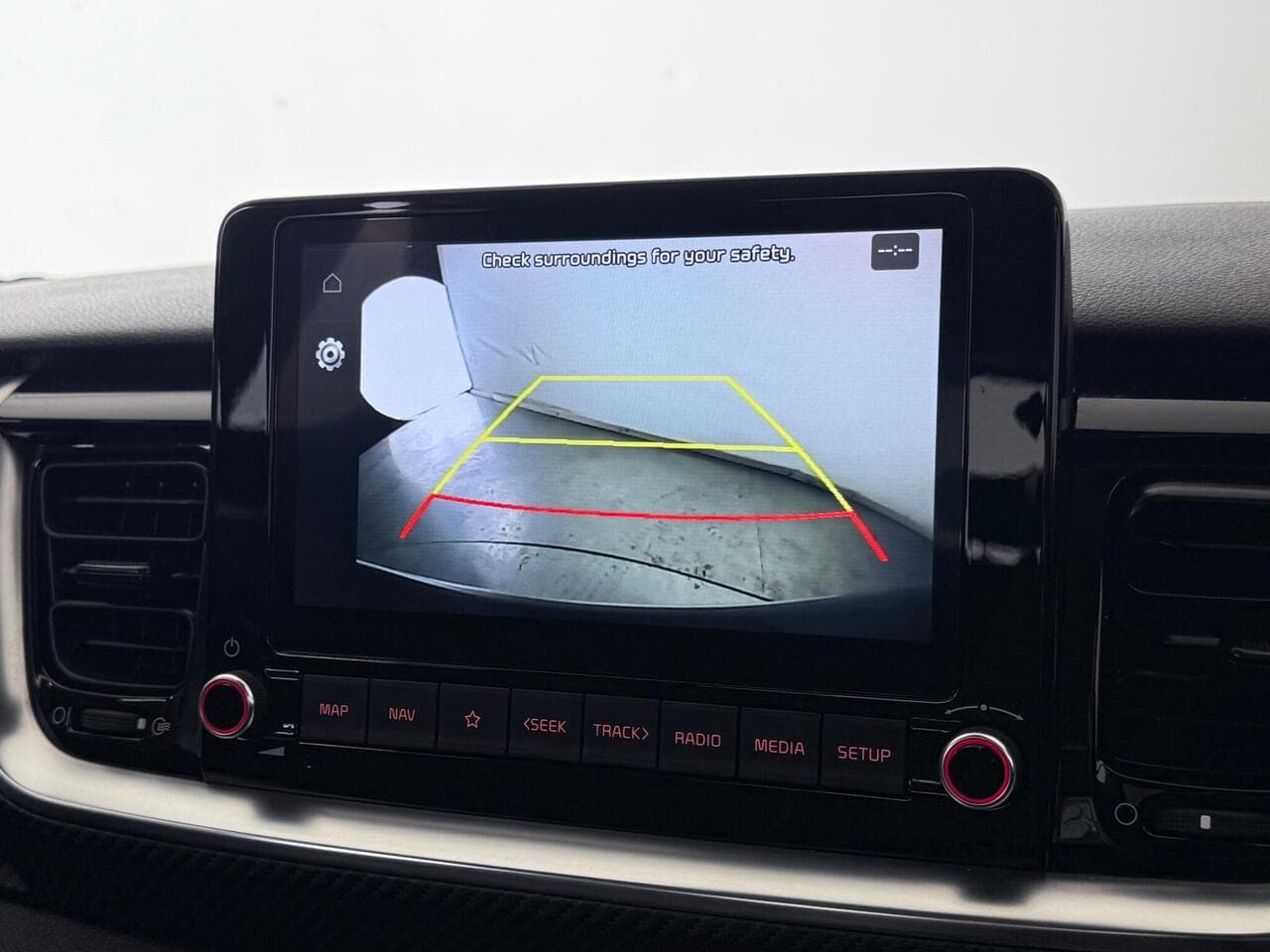 Kia Stonic thumbnail Infotainment System