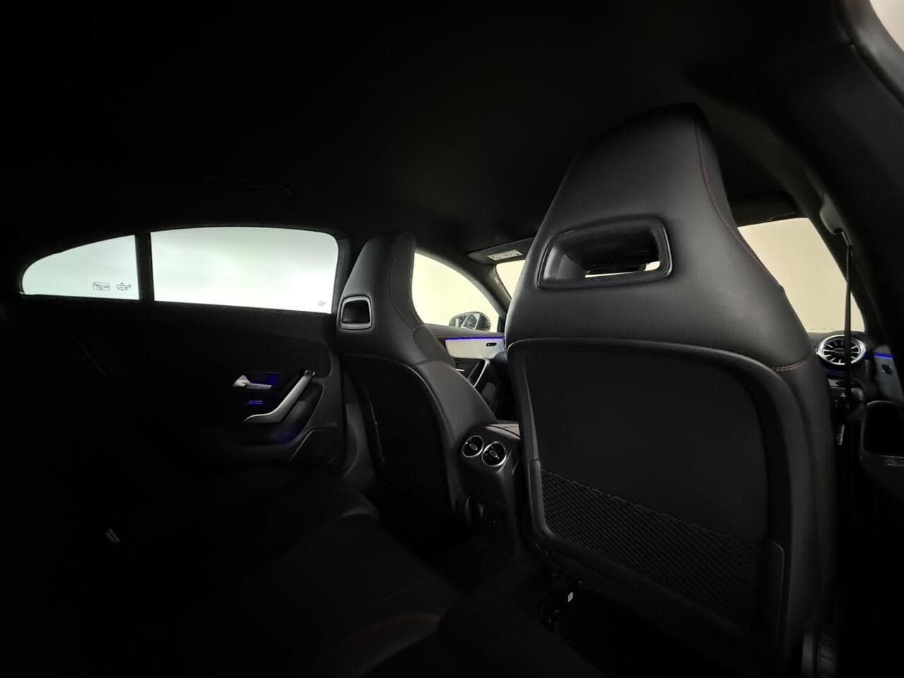Mercedes-Benz CLA thumbnail Steering Wheel