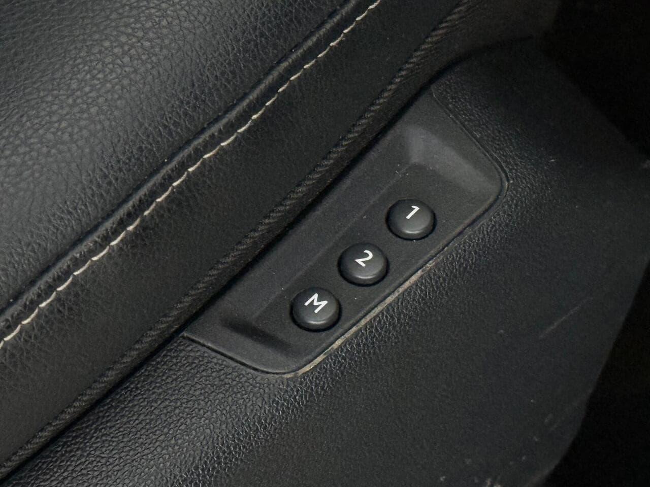 Vauxhall Grandland X thumbnail Misc Controls