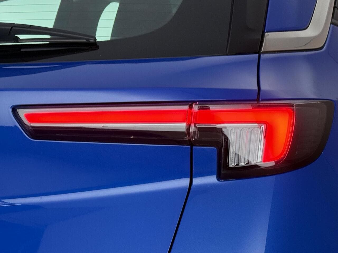 Vauxhall Mokka thumbnail Lights Rear