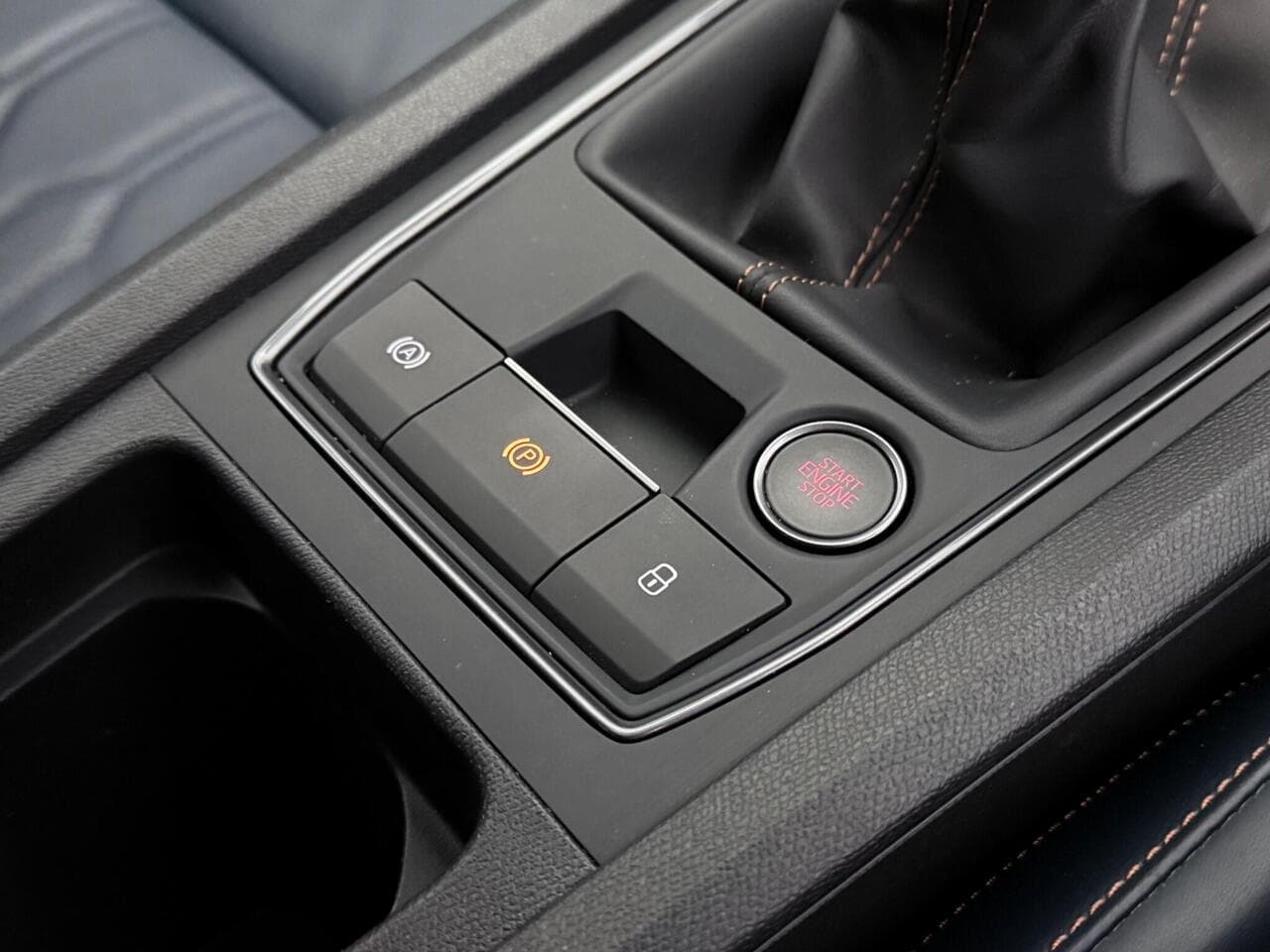 CUPRA Formentor thumbnail Misc Controls