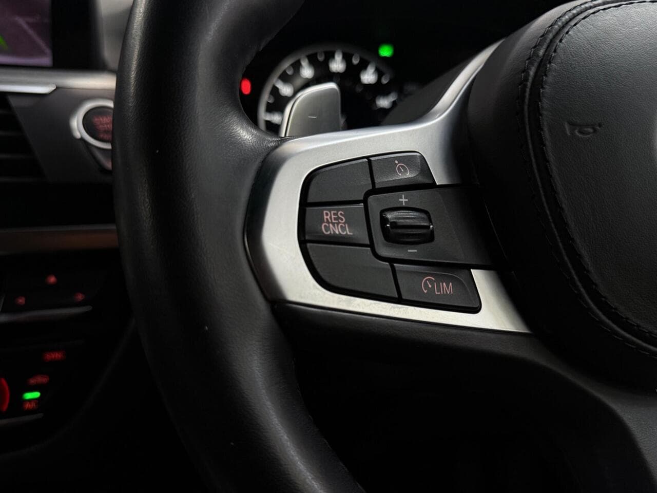BMW X3 thumbnail Misc Controls