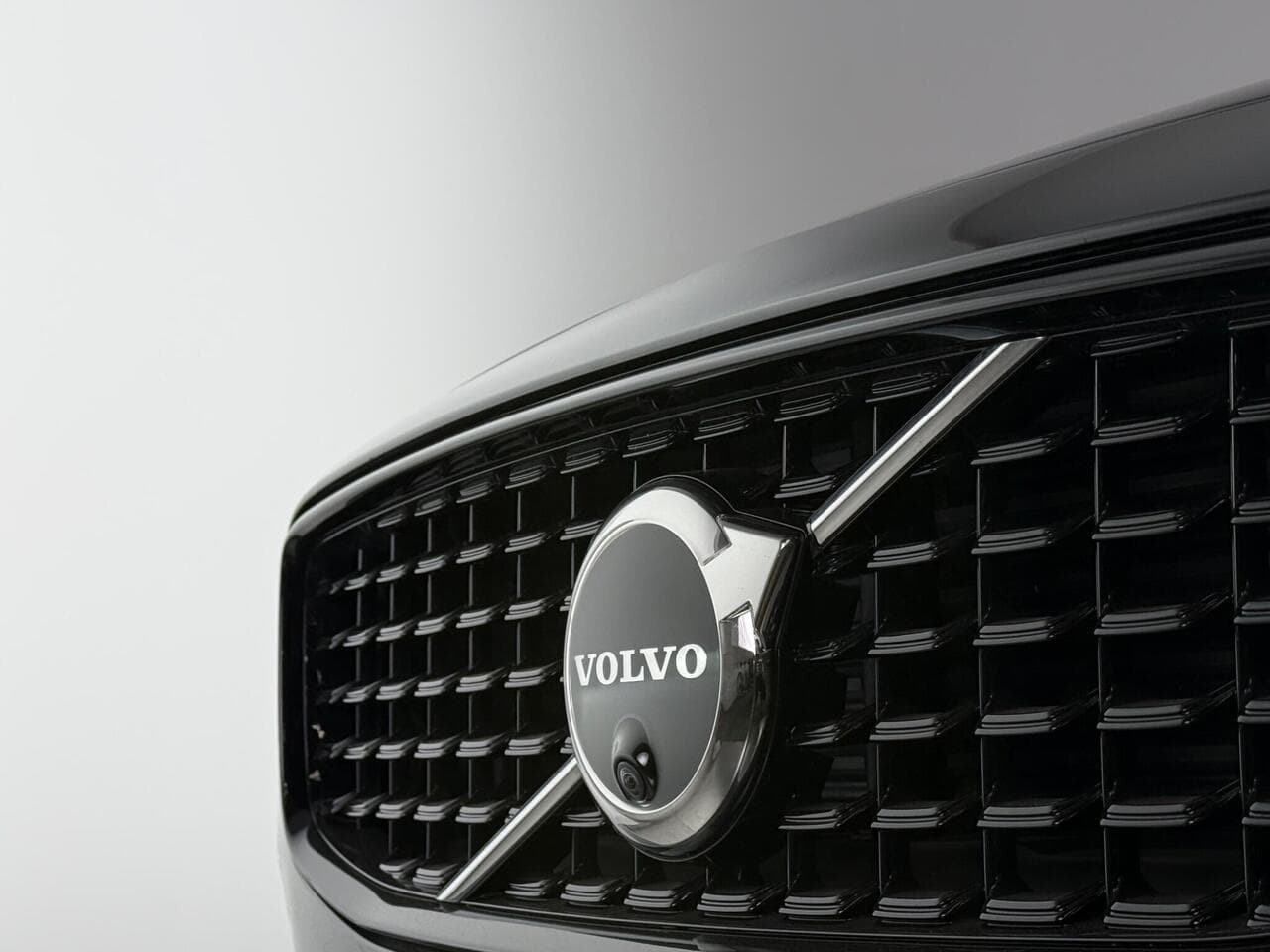 Volvo S90 thumbnail Badge Exterior