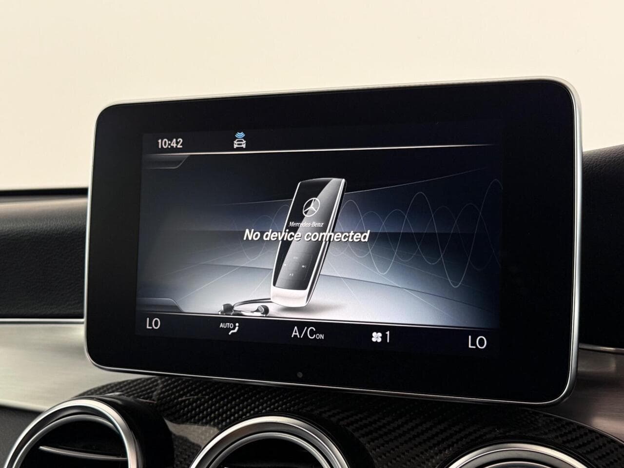 Mercedes-Benz GLC thumbnail Infotainment System