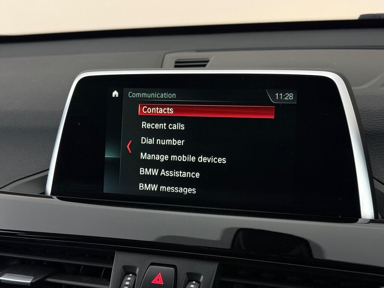 BMW X1 thumbnail Infotainment System