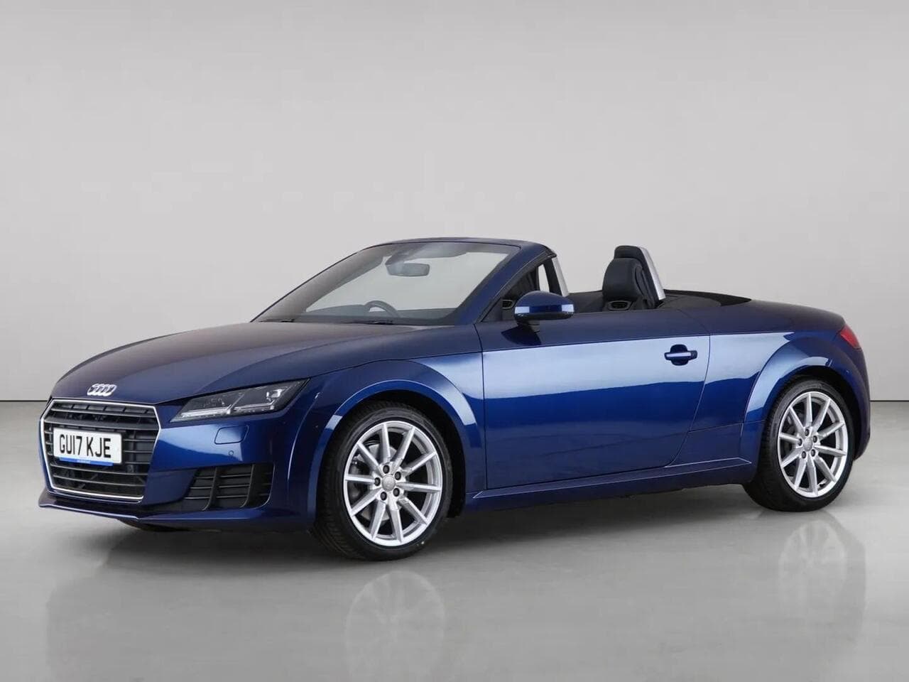 Audi TT thumbnail Front Left