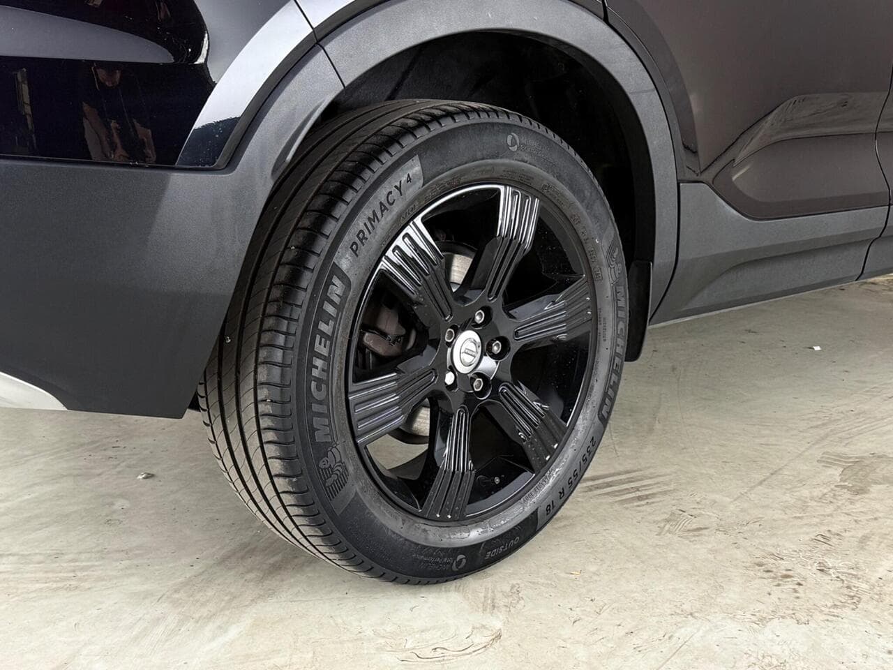 Volvo XC40 thumbnail Wheel