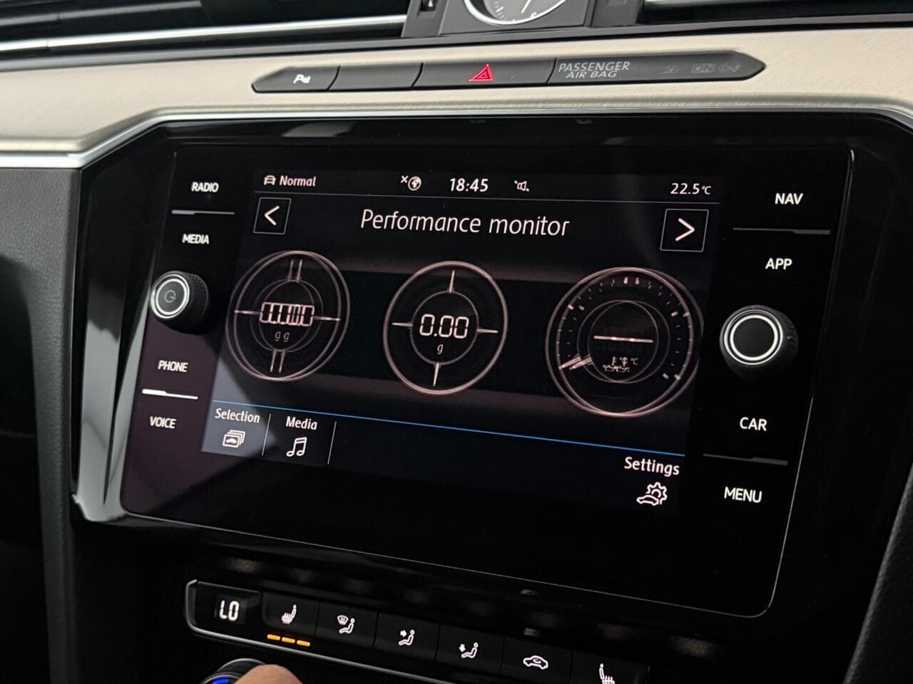 Volkswagen Arteon thumbnail Infotainment System