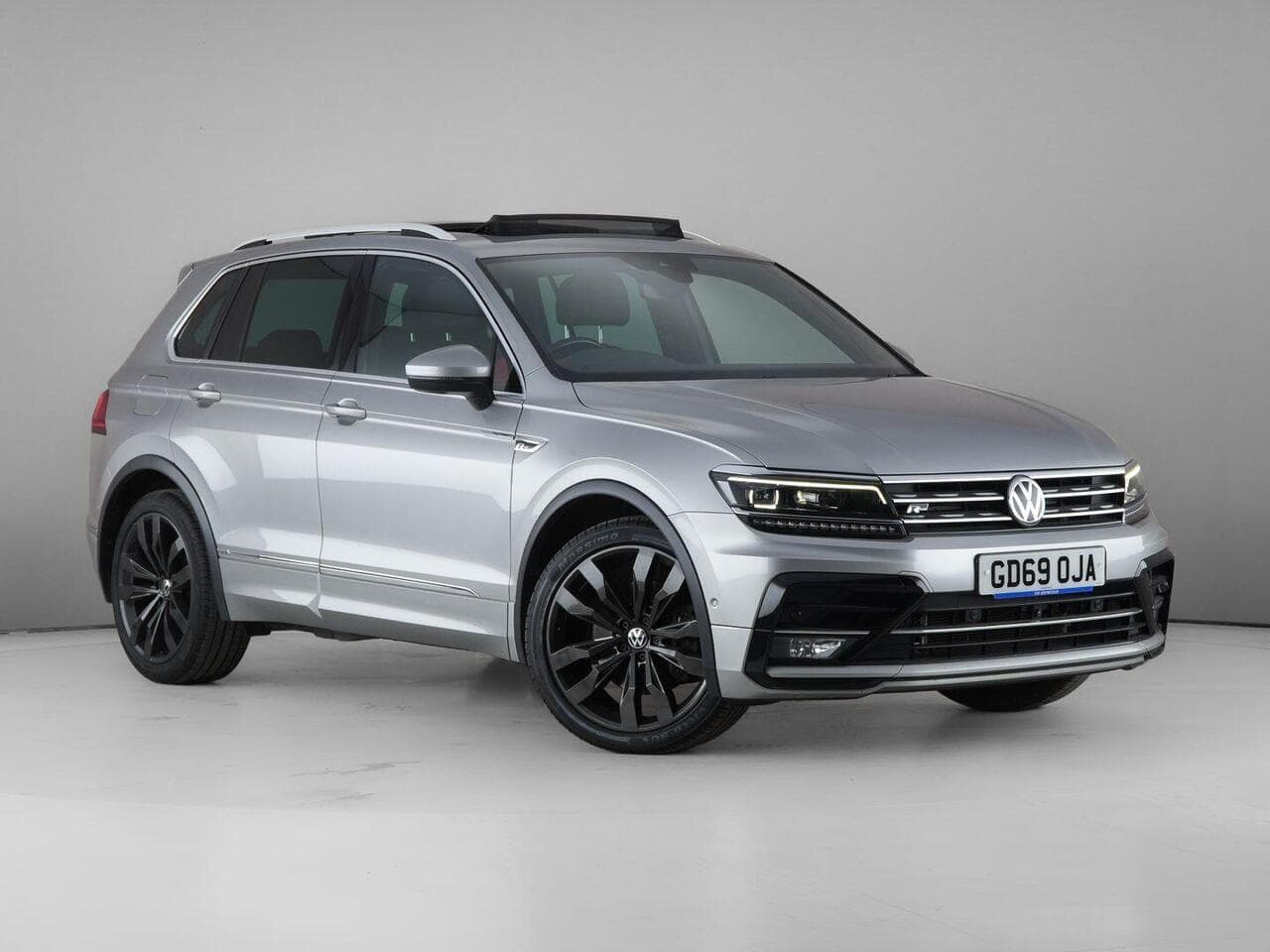 Volkswagen Tiguan - Volkswagen Tiguan 2.0 TDI R-Line Tech DSG 4Motion Euro 6 (s/s) 5dr
