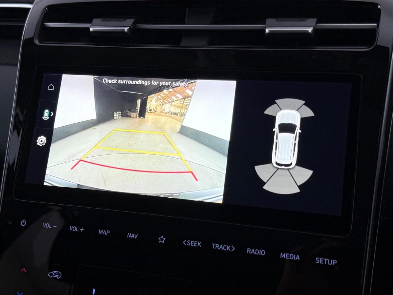 Hyundai TUCSON thumbnail Infotainment System
