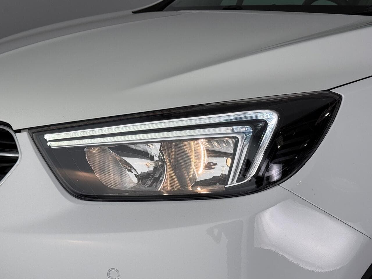 Vauxhall Mokka X thumbnail Lights Front