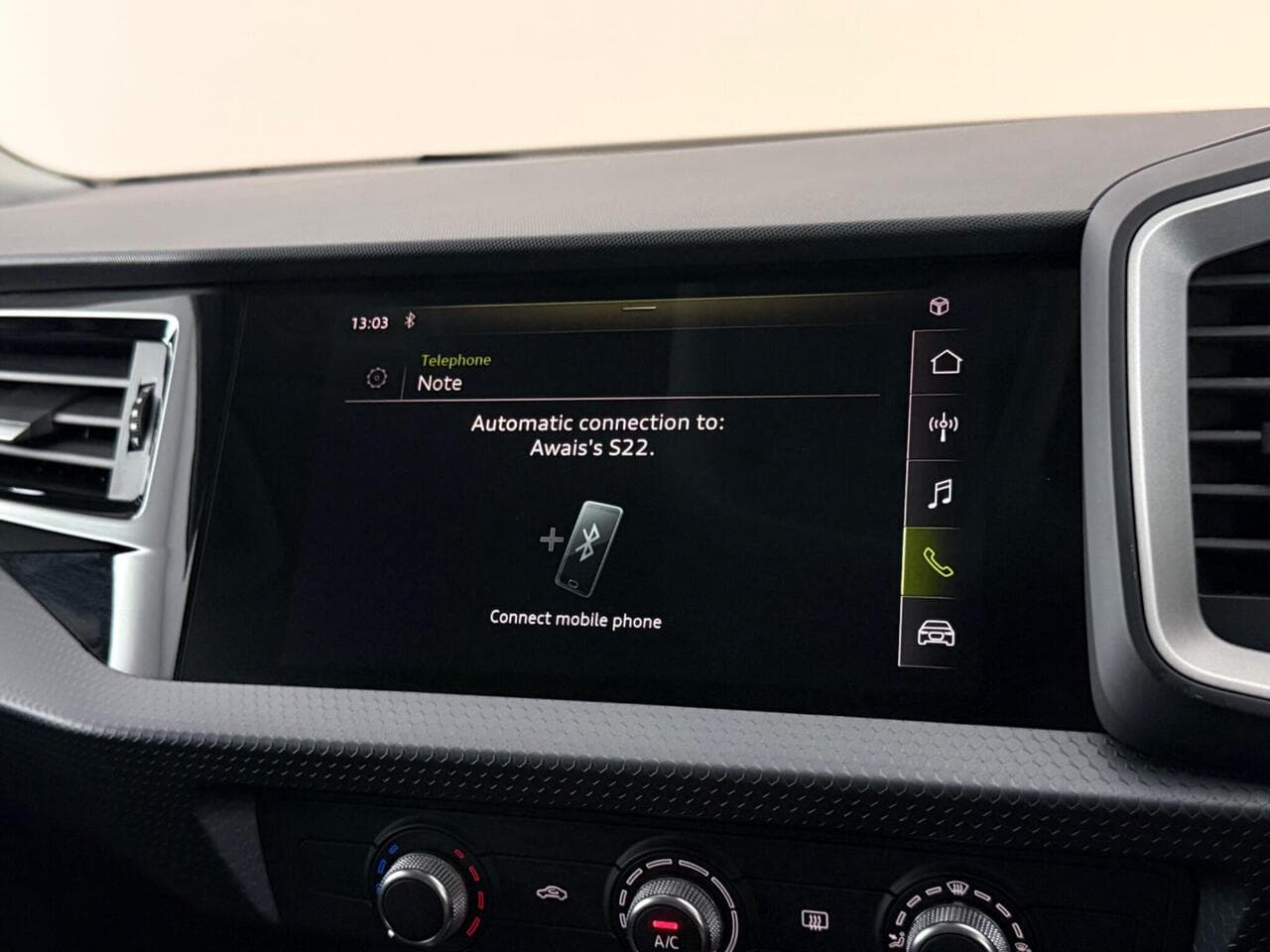 Audi A1 thumbnail Infotainment System