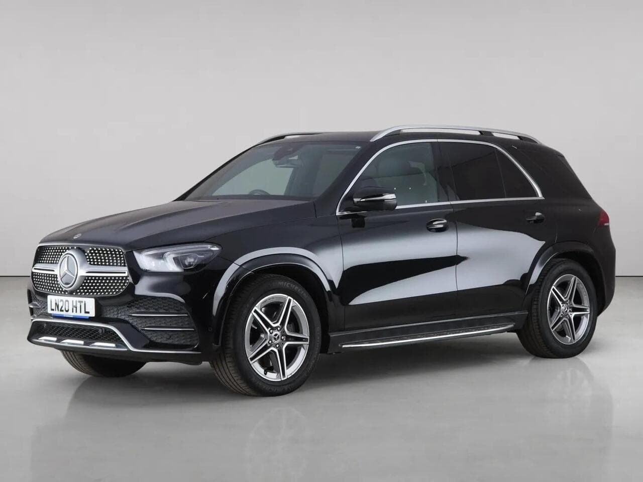 Mercedes-Benz GLE thumbnail Front Left