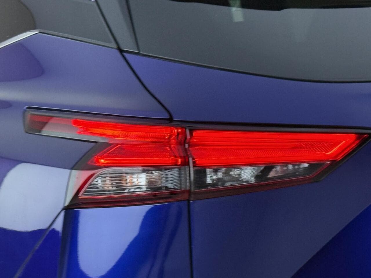 Nissan Qashqai thumbnail Lights Rear