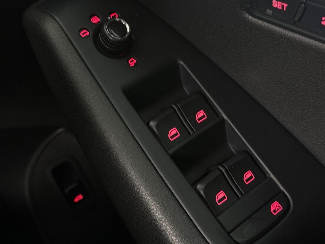 Audi Q5 thumbnail Misc Controls