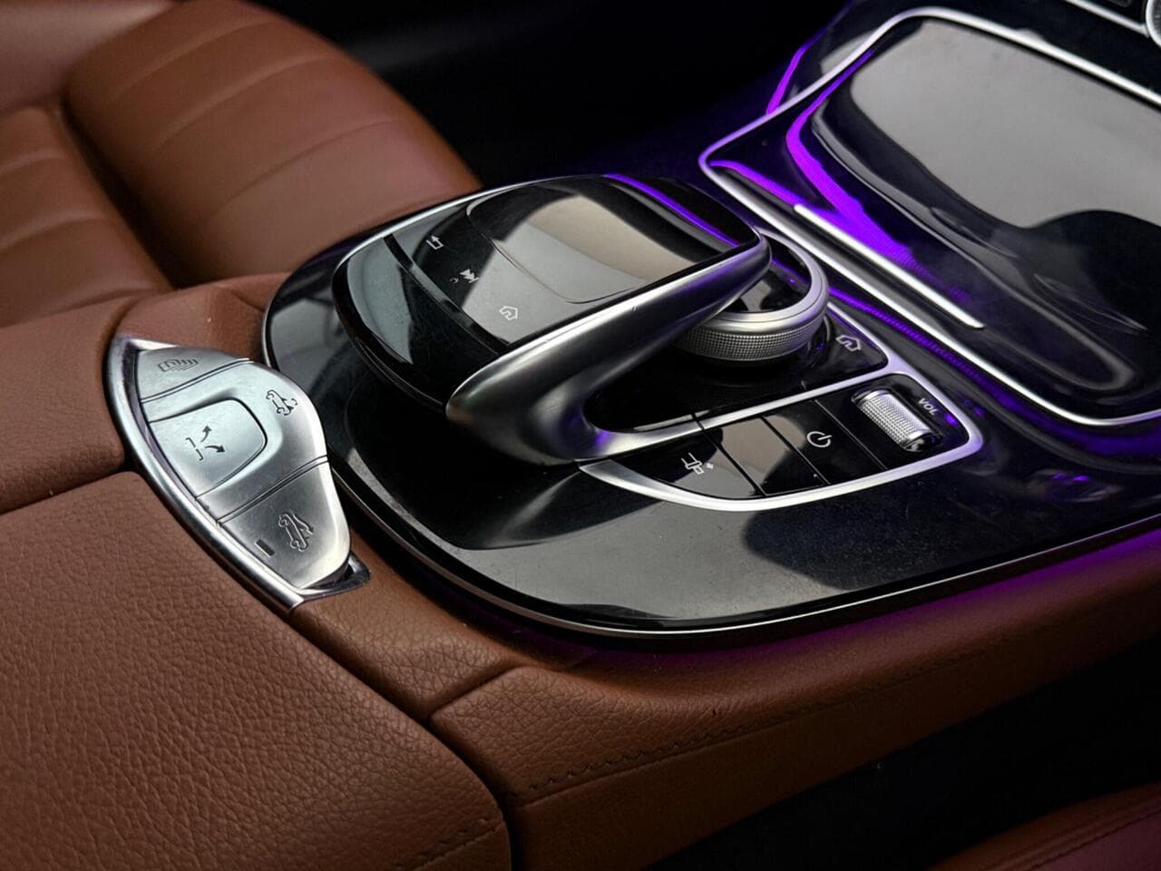 Mercedes-Benz E Class thumbnail Inconclusive
