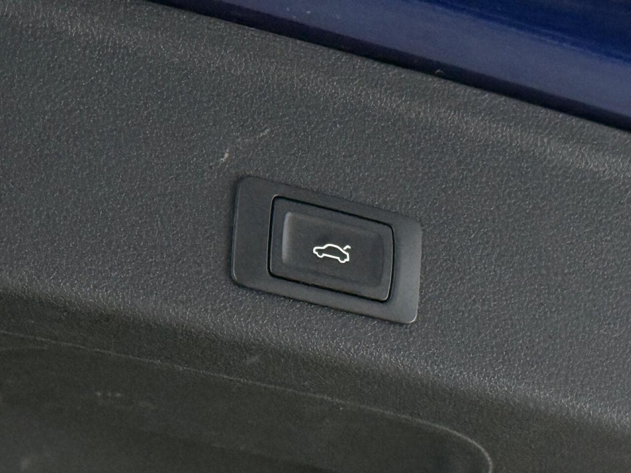 Audi A4 Avant thumbnail Misc Controls