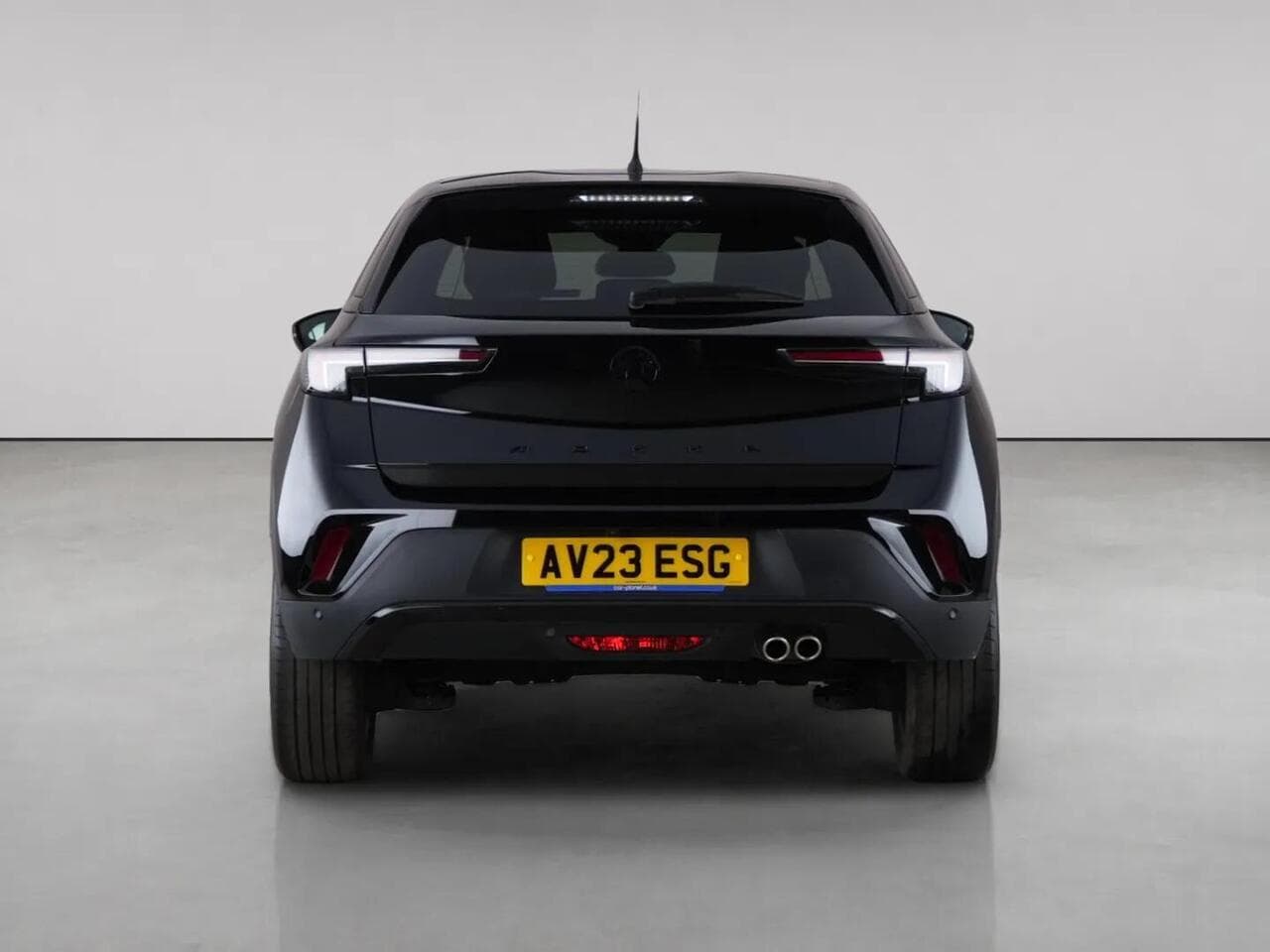 Vauxhall Mokka thumbnail Rear