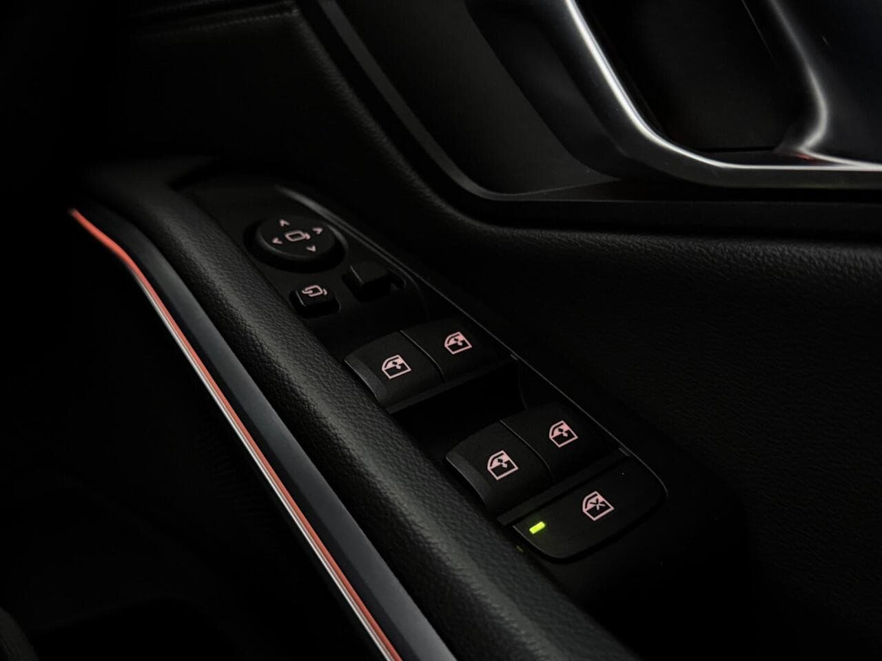 BMW 3 Series thumbnail Misc Controls