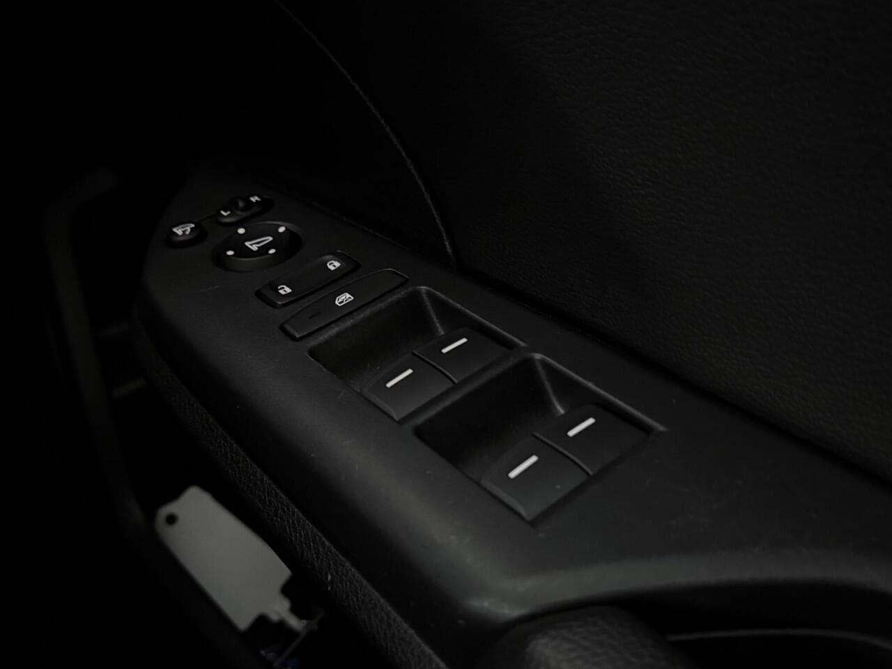 Honda Civic thumbnail Misc Controls
