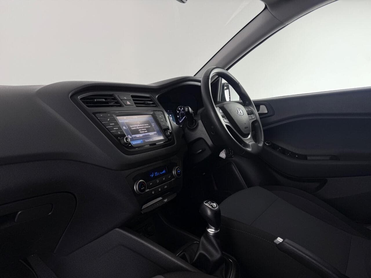 Hyundai i20 thumbnail Interior Front