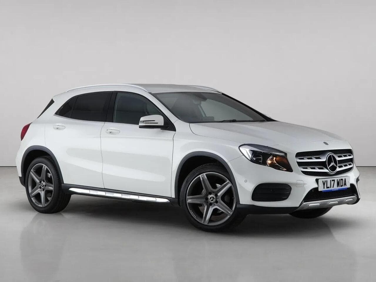 Mercedes-Benz GLA - Mercedes-Benz GLA 2.1 GLA200d AMG Line (Executive) 7G-DCT Euro 6 (s/s) 5dr